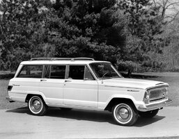 1966-Jeep-Wagoneer.jpg